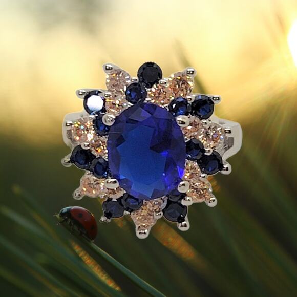 Beautiful Gold and Blue Sapphire Simulant Silver Cocktail Ring Sz 7 - Picture 1 of 5